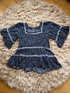 Free People Navy Floral Square-Neck Tiered Boho Blouse M